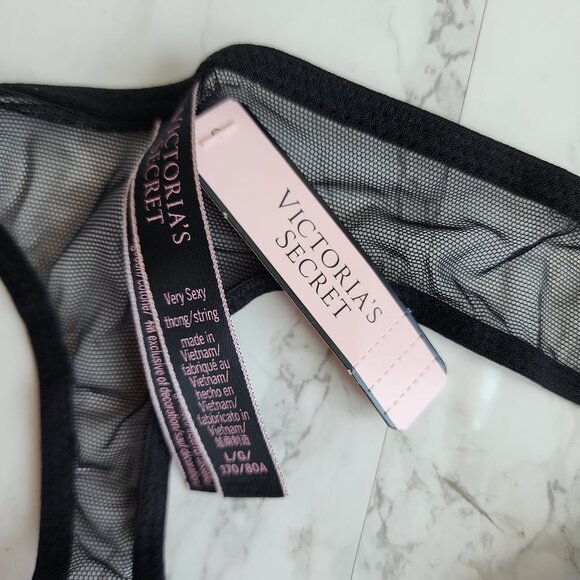 VICTORIA'S SECRET VERY SEXY ZIGGY GLAM FLORAL EMBROIDERY THONG PANTY - Picture 4 of 5